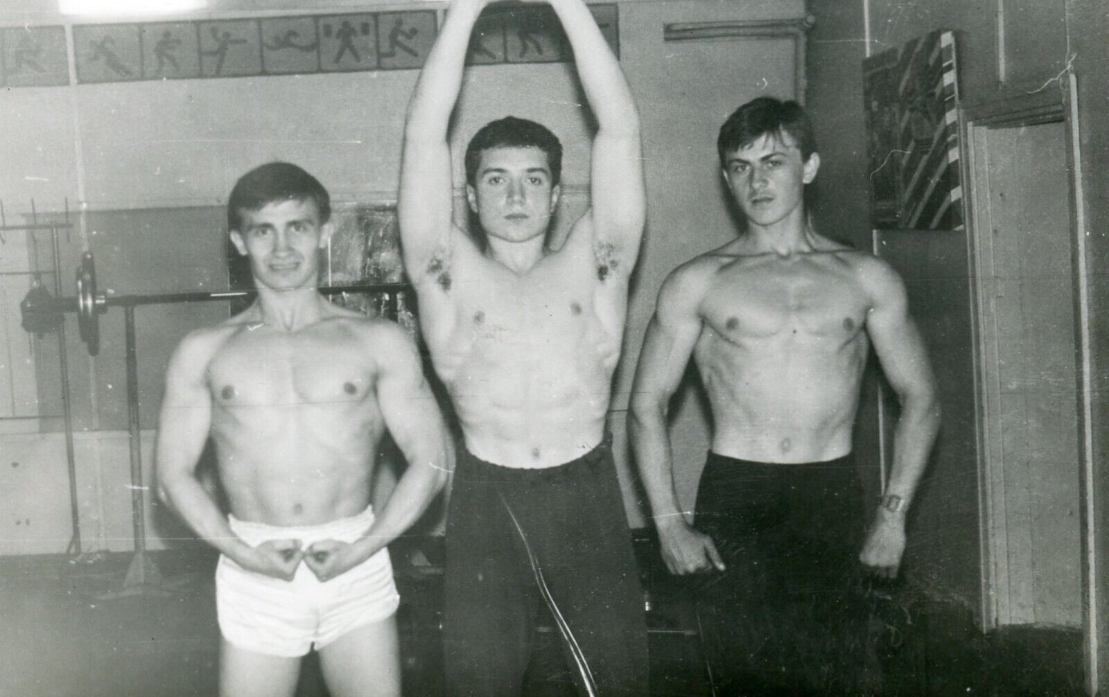 Shirtless Handsome young men at gym bulge beach trunks gay int vtg photo