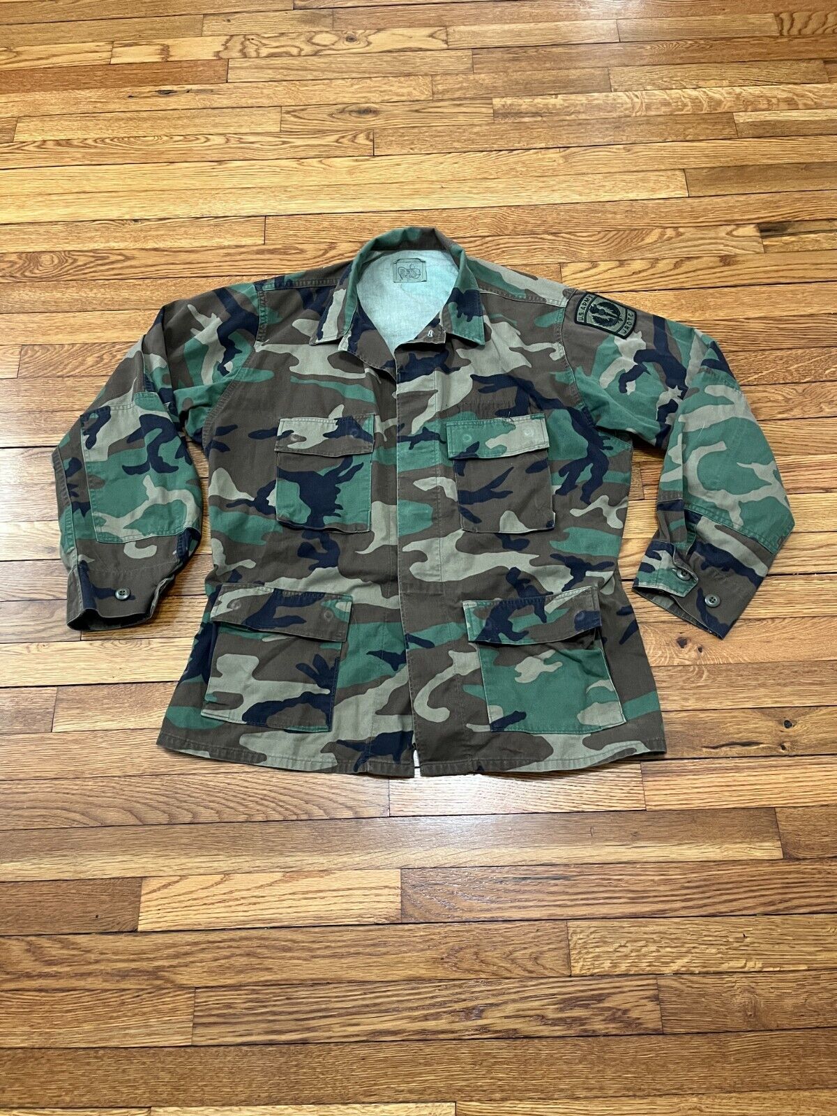 US Army Camo Combat Coat Temperate Woodland Size Large Regular Button Up Jacket
