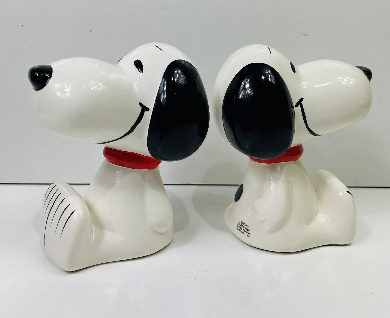 Vintage pair of Snoopy bookends- Circa 1958-1966.