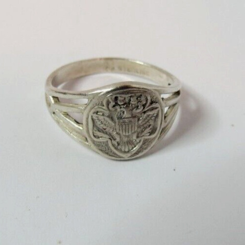 VINTAGE GIRL SCOUT EAGLE STERLING SILVER 5.5 SIZE RING