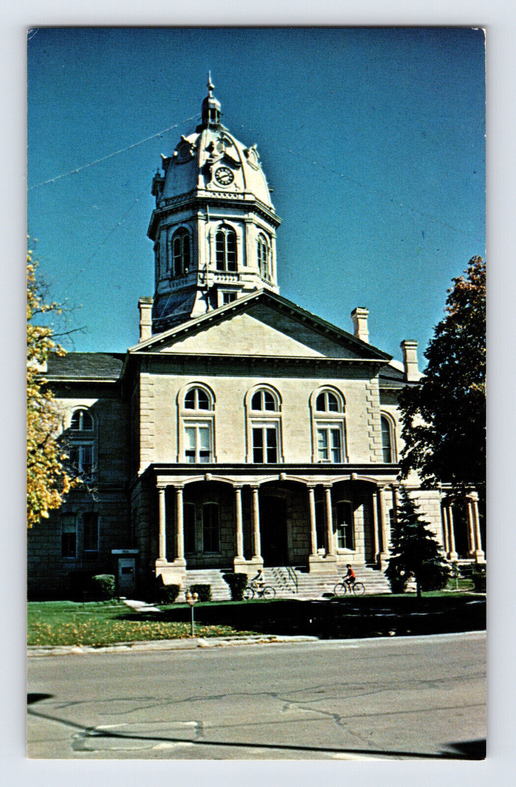 Postcard Iowa Winterset IA Madison County Court House 1970s Unposted Chrome 
