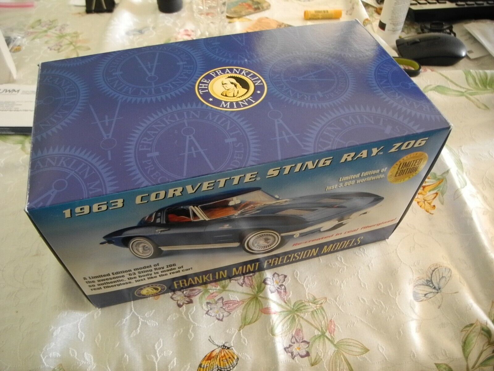 VERY Rare Franklin Mint 1963 Corvette Sting Ray Z06, 045/3000, Limited, Retired