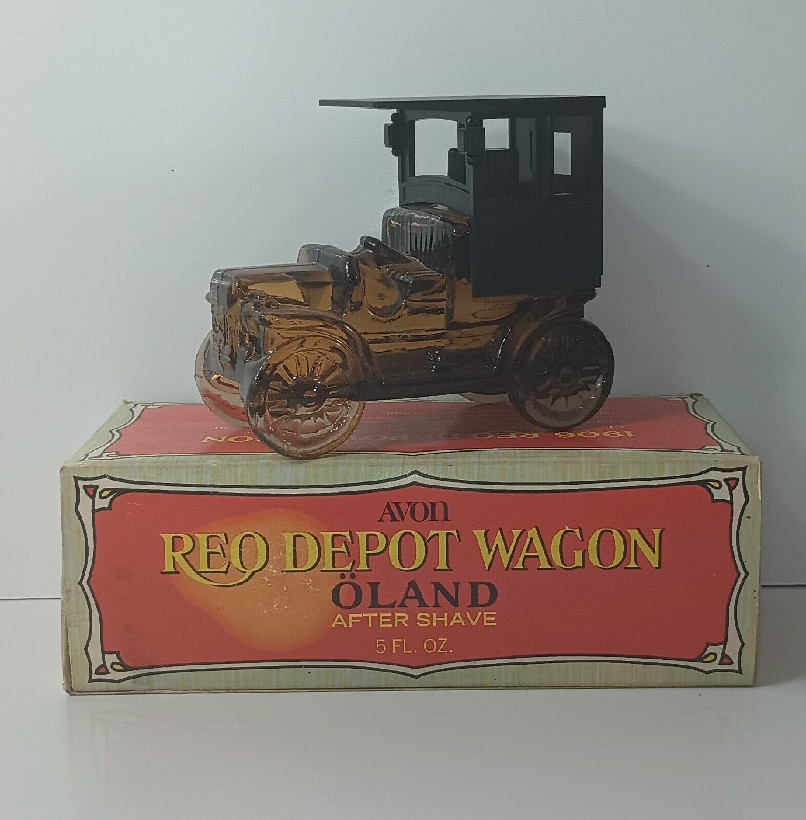 Vintage Avon Reo Depot Wagon 1906 Decanter Bottle 5 Oz Oland AfterShave Full NOS