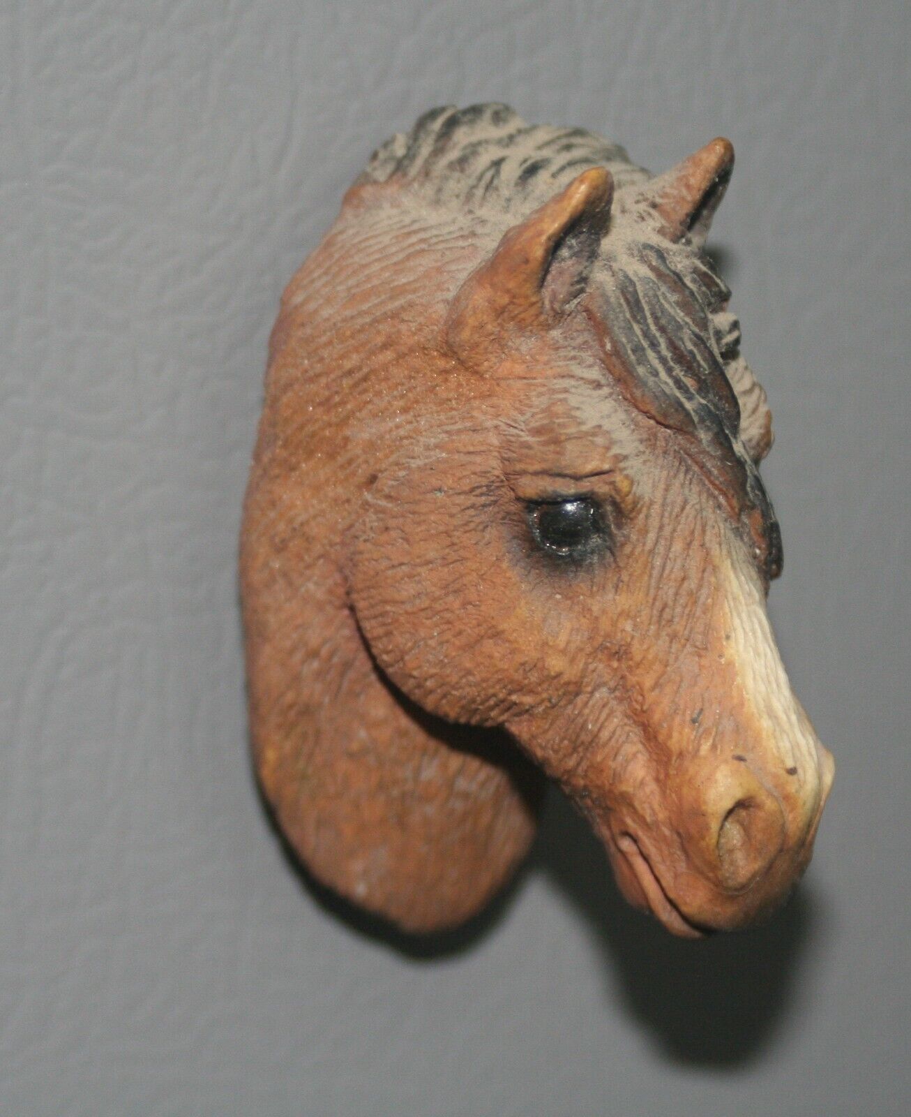 Vintage ceramic horse head small refrigerator magnet