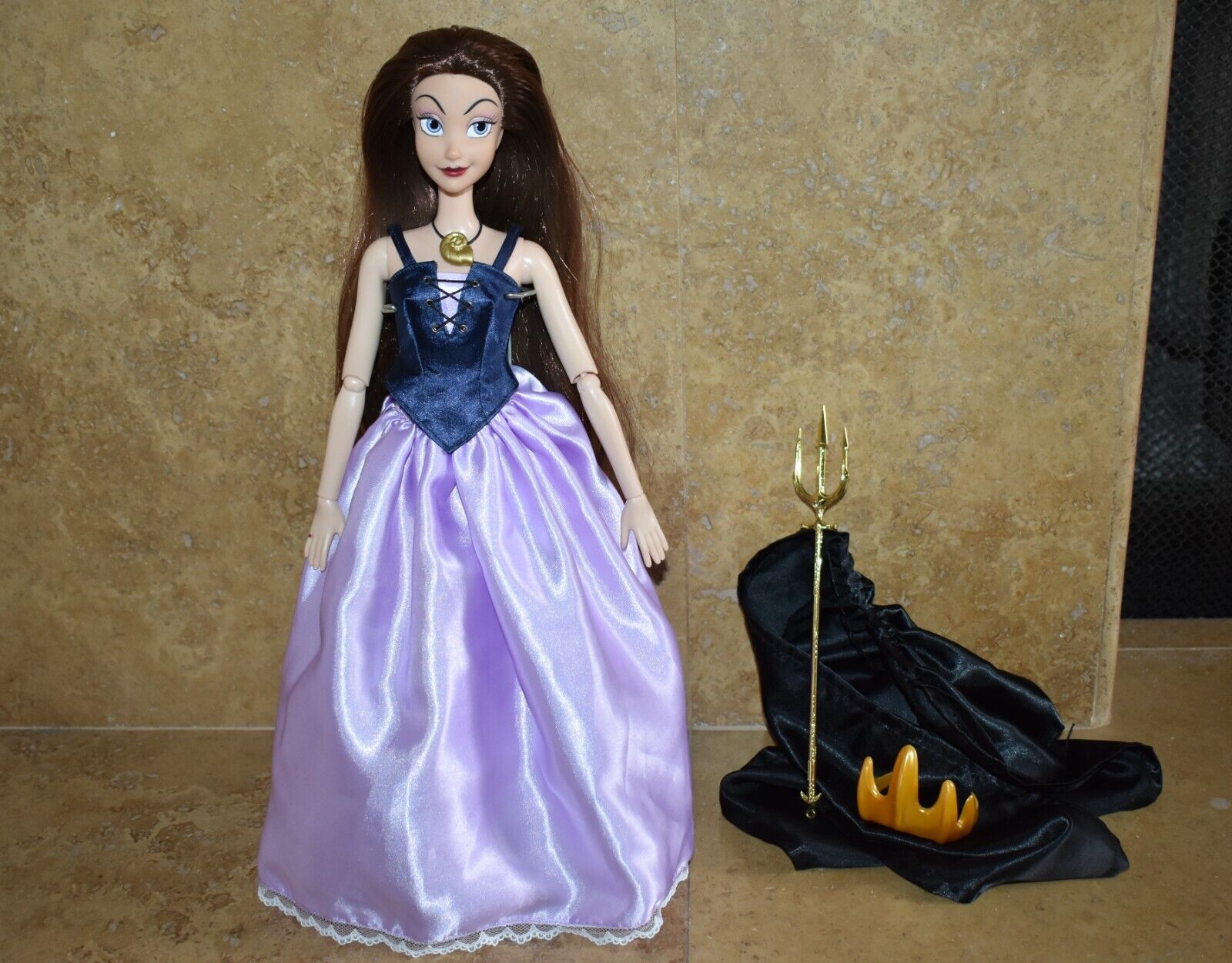 CUSTOM OOAK Disney The Little Mermaid Vanessa / Ursula Limited Edition 17\