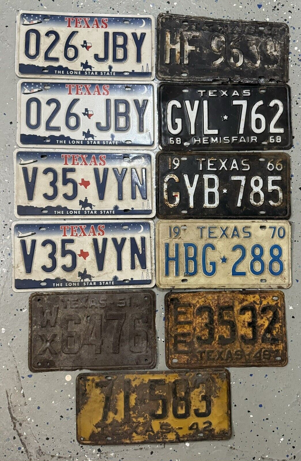 Texas License Plate LOT OF 11 Mixed Bases 1942 1949 1951 1962 1966 1968 1970