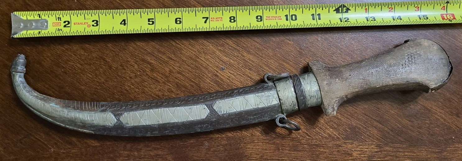 Vintage Middle East Curved Jambiya Khanjar Dagger Copper Nickel Silver Sheath