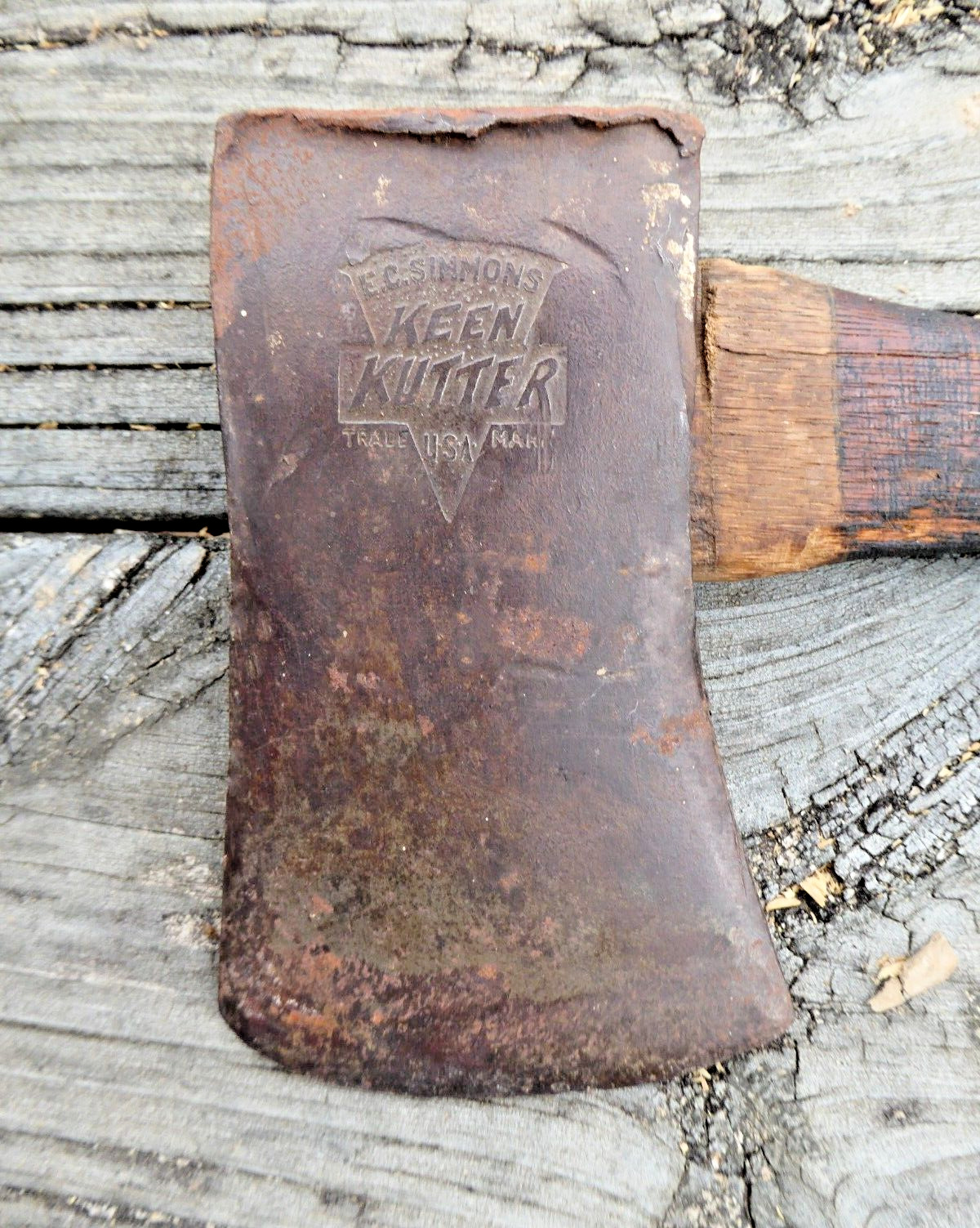 Antique Early Large Label E. C. SIMMONS KEEN KUTTER HATCHET MADE IN USA Axe
