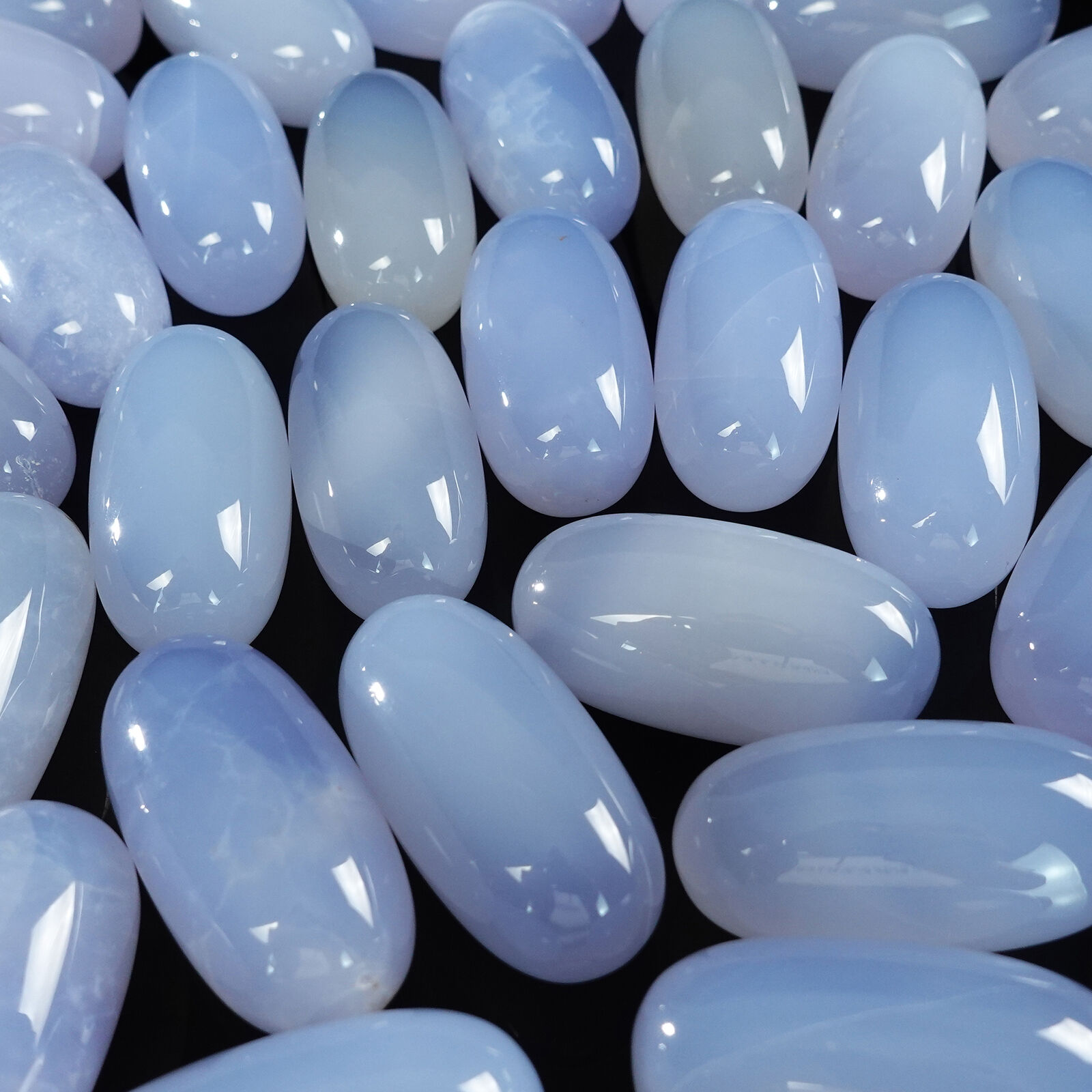 Blue Chalcedony Oval Egg Energy Stone Natural Crystal Healing Meditation 20x40mm