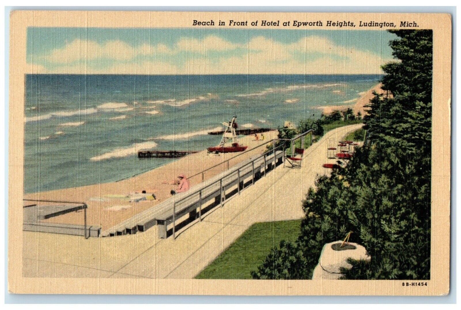 c1930\'s Beach In Front Of Hotel At Epworth Heights Ludington MI Vintage Postcard