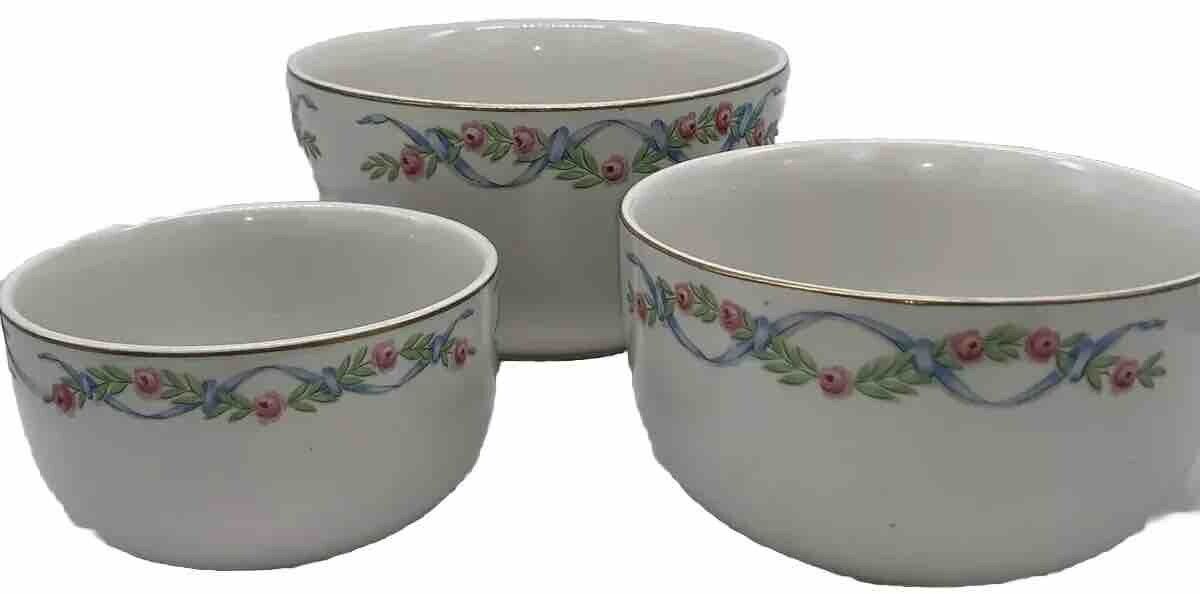 3 Hall’s Superior Quality Kitchenware Nesting Mixing Bowls Wildfire Gold Trim
