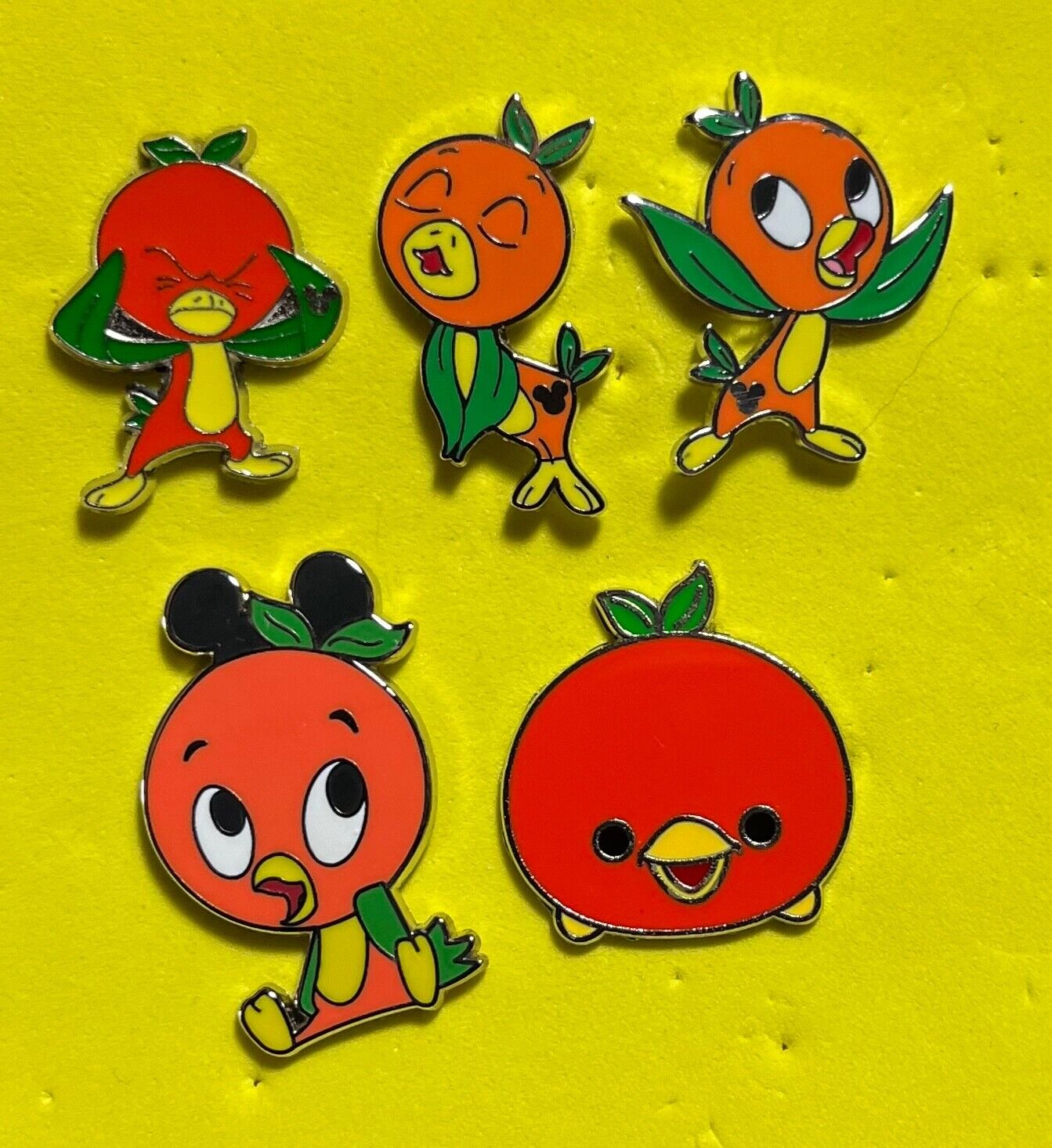 Lot of 5 Orange Bird Disney Trading Pins