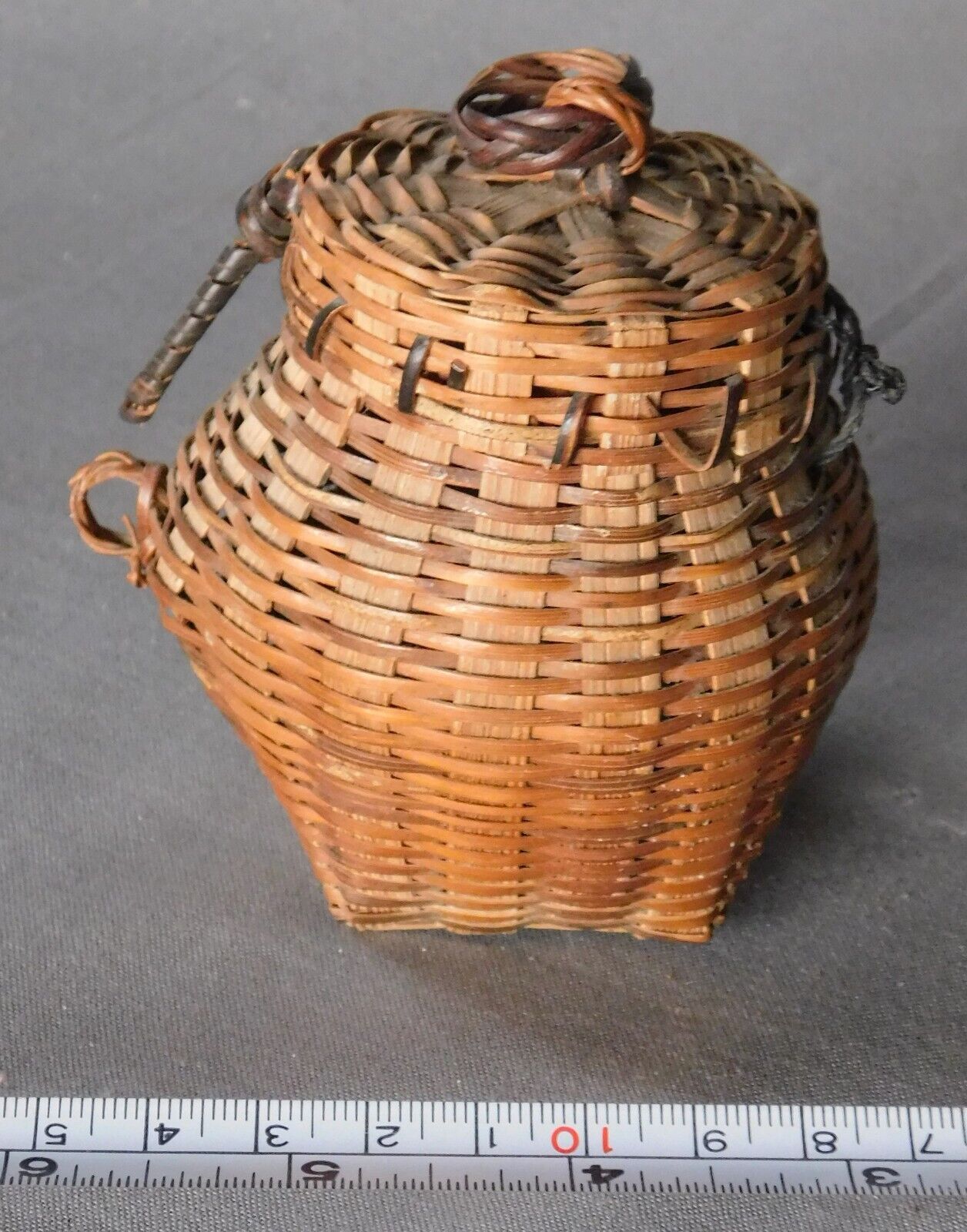 Antique Native American miniature seed basket Passamaquoddy Penobscot ash splint