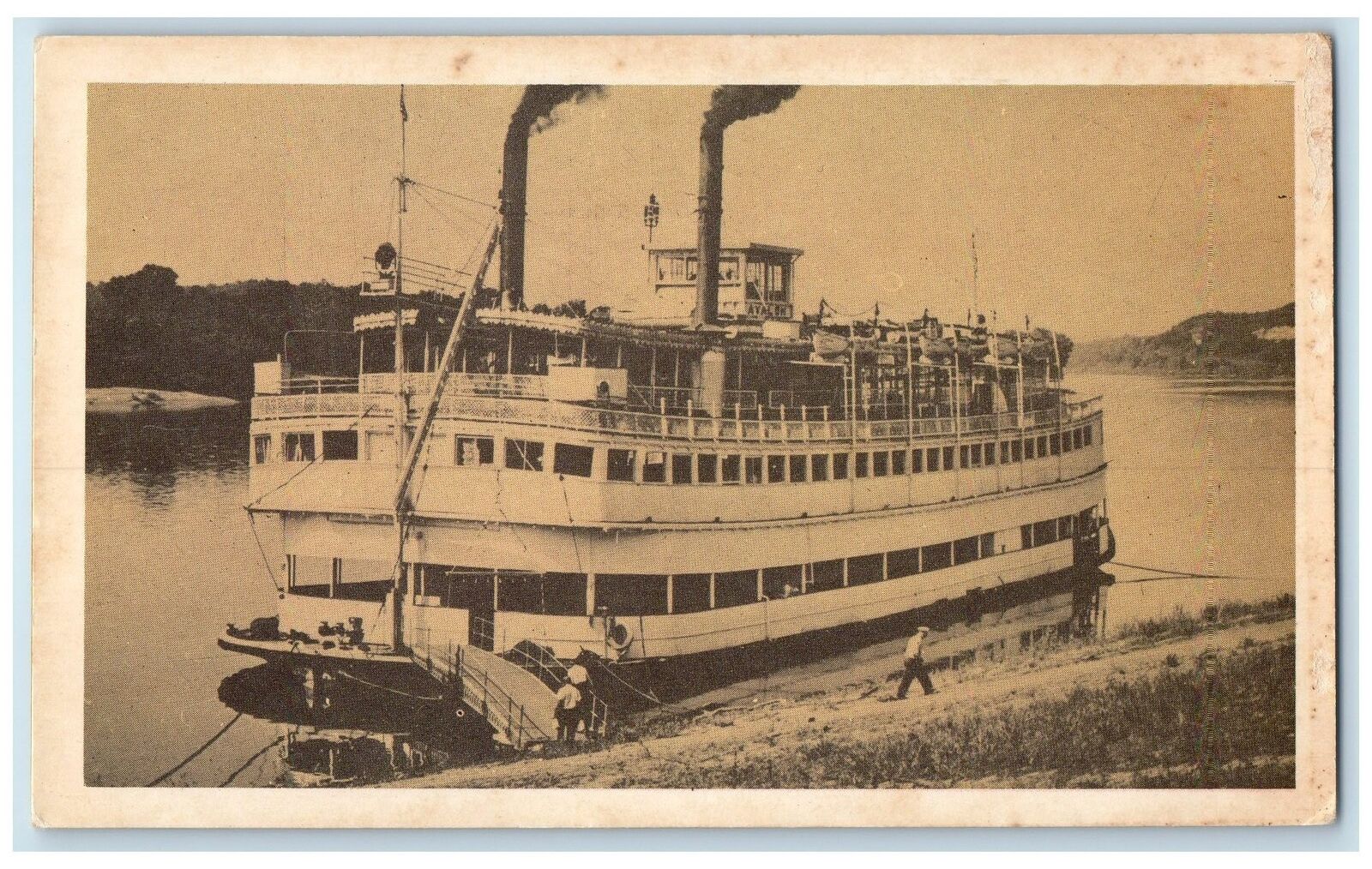 c1920\'s Avalon The Smallest Steamboats Built Scene Memphis Tennessee TN Postcard
