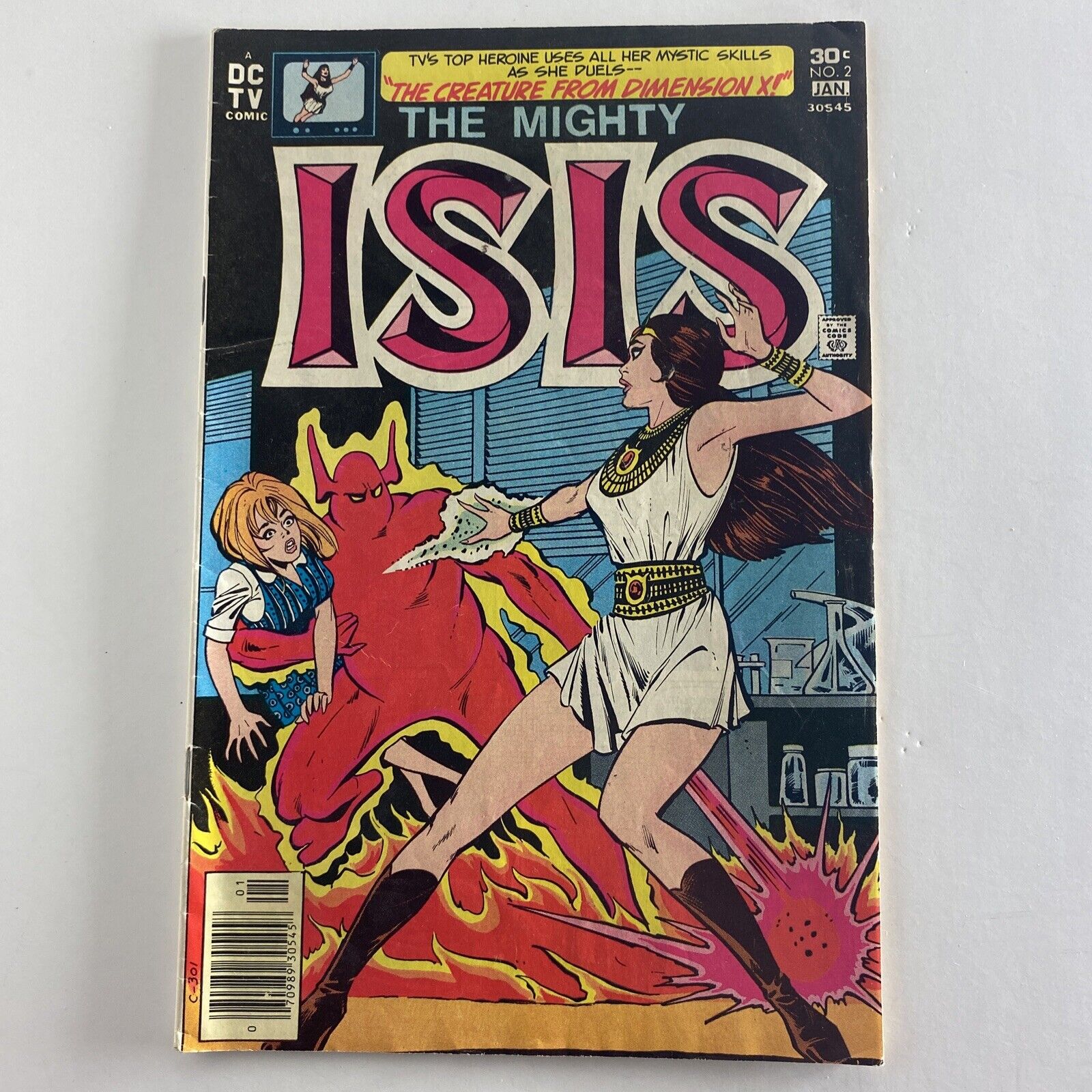 The Mighty Isis #2 DC TV Comic 1976 Saturday Morning TV Bronze Age