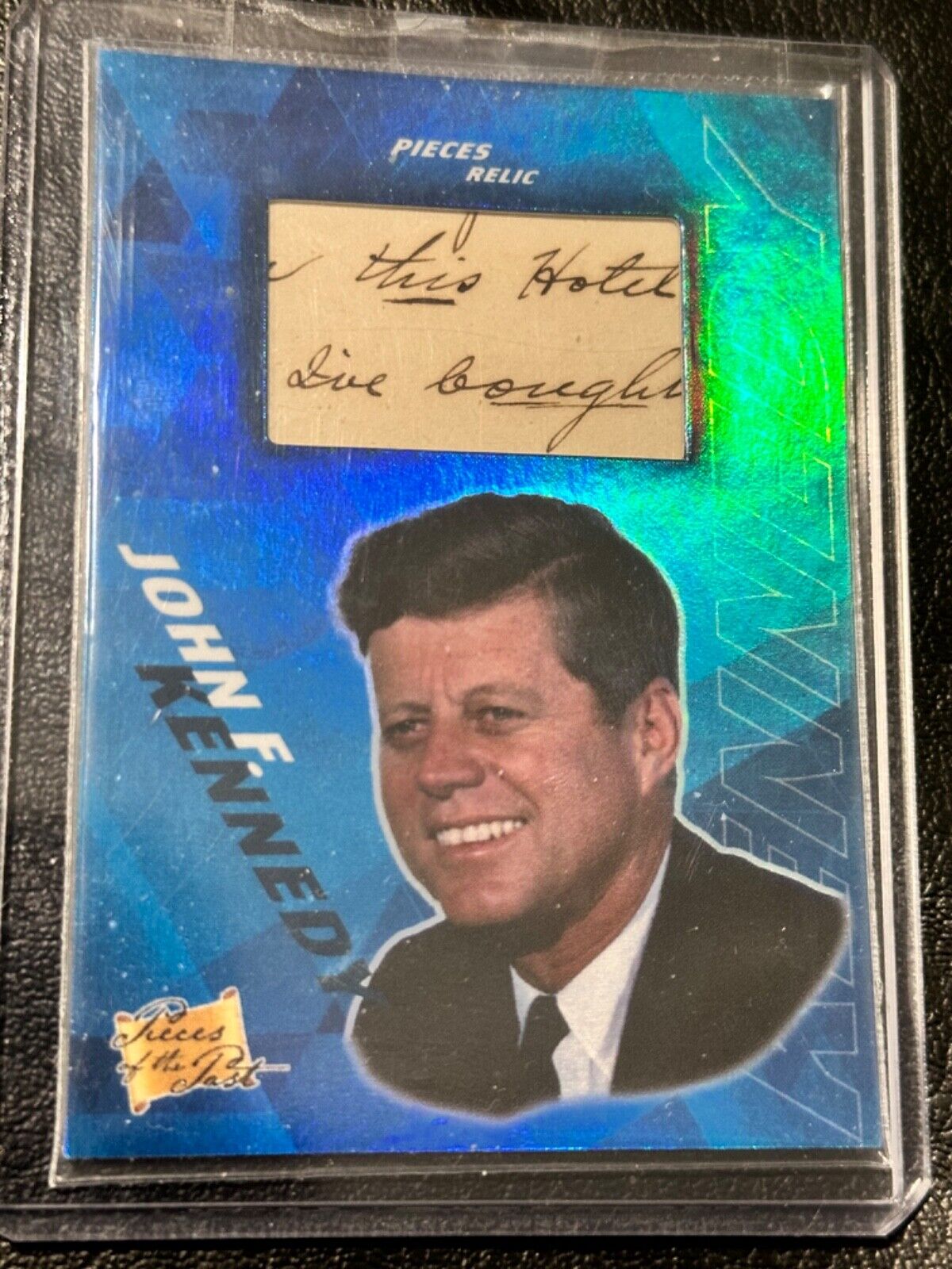 EXTREMELY RARE - John F. Kennedy - PRESIDENTIAL Handwritten RELIC Card - RARE