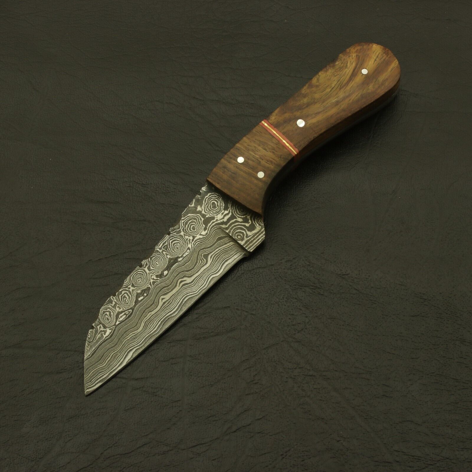 Collectable Beautiful Custom Handmade Forged  Hunting/Skinning knife / sheath