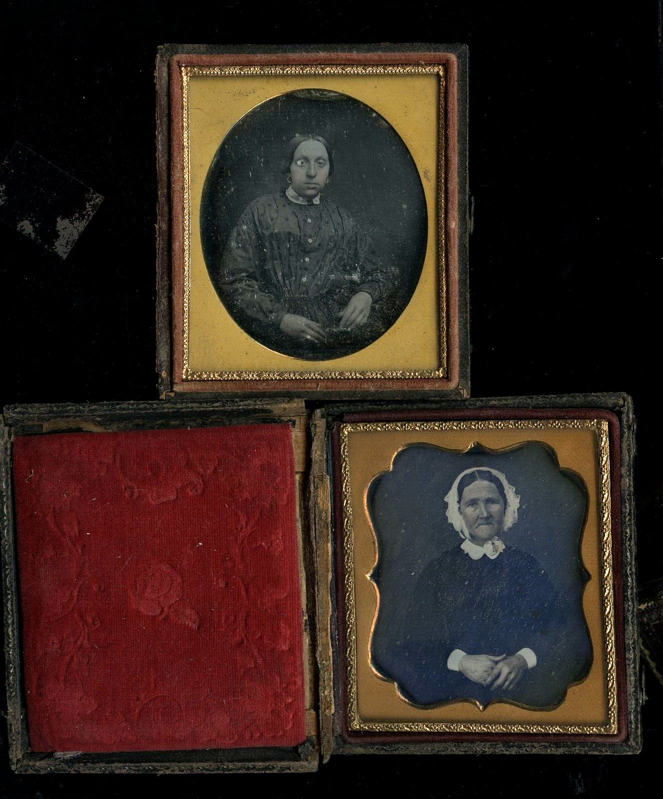 Two 1/6 Daguerreotypes of Women Florida Estate 1850s