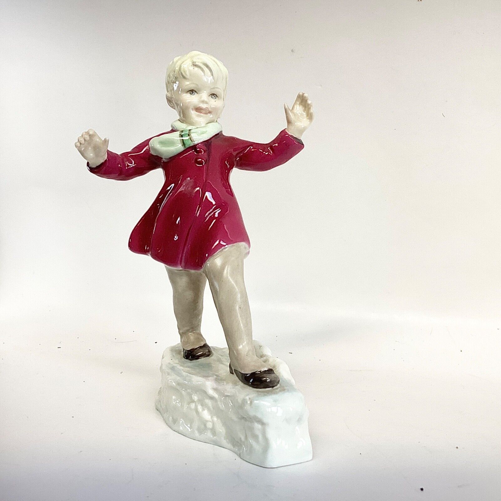 Vtg 1959 Royal Worcester Figure January Month Of The Year #3452 By F.G. Doughty