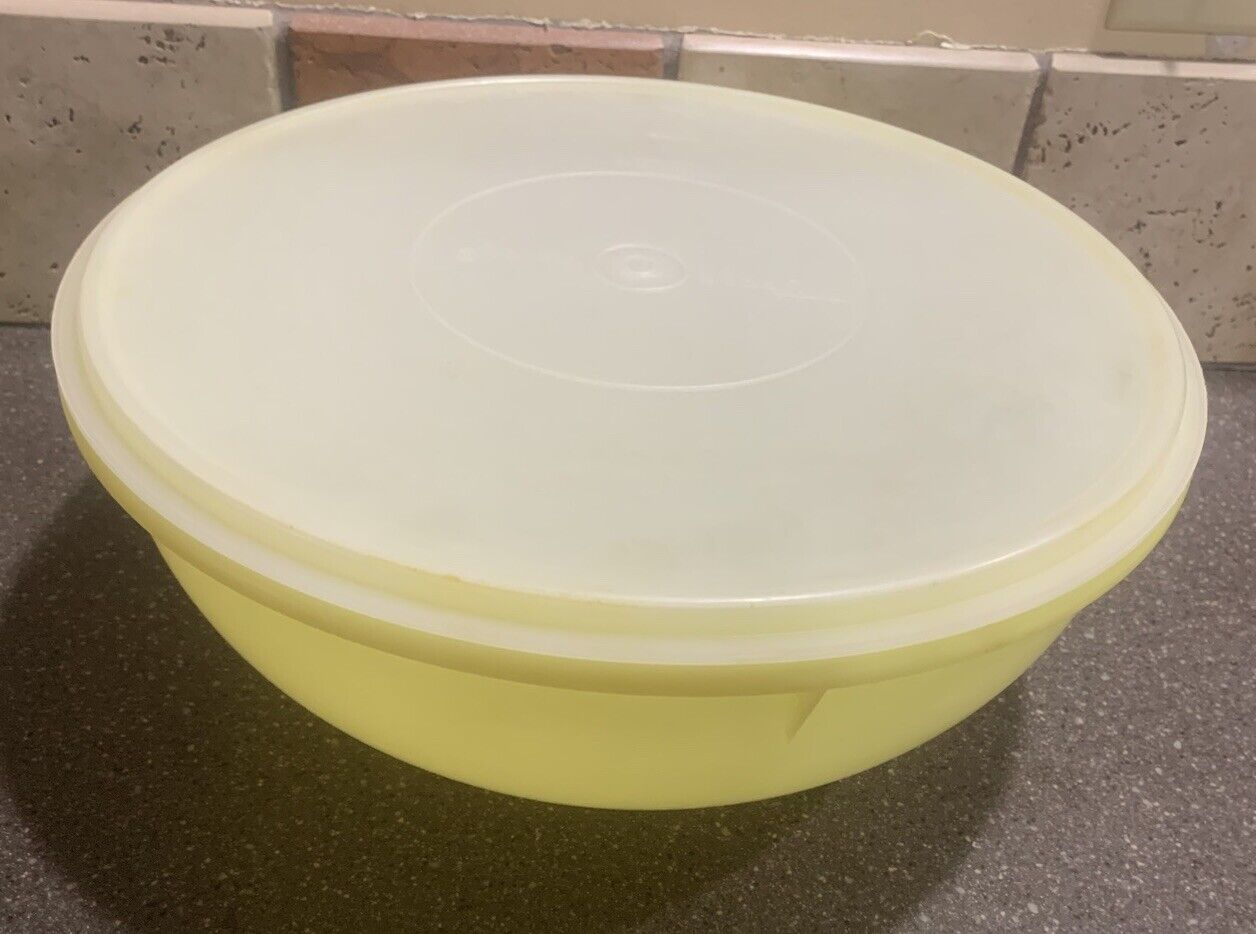 Vintage Tupperware Large Fix N Mix Pastel Yellow Bowl #274-5 With Lid