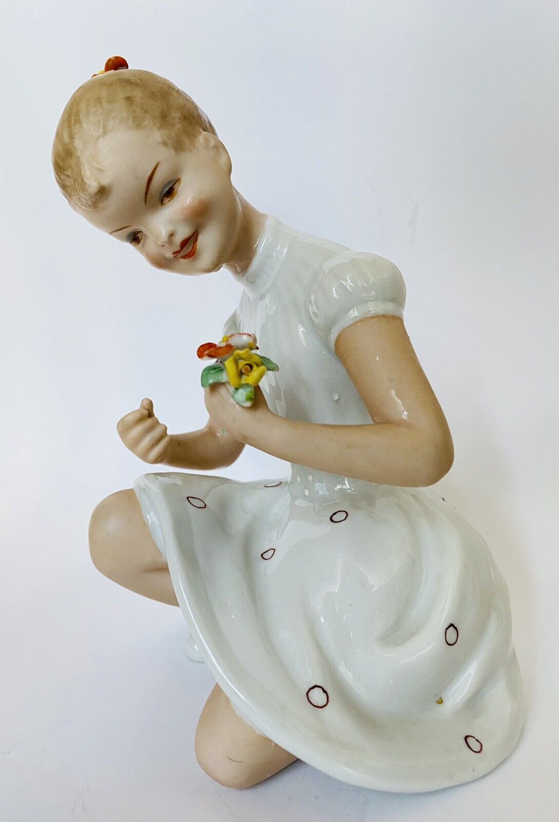 Vintage Wallendorf 1764 Porcelain Figurine Girl picking flowers