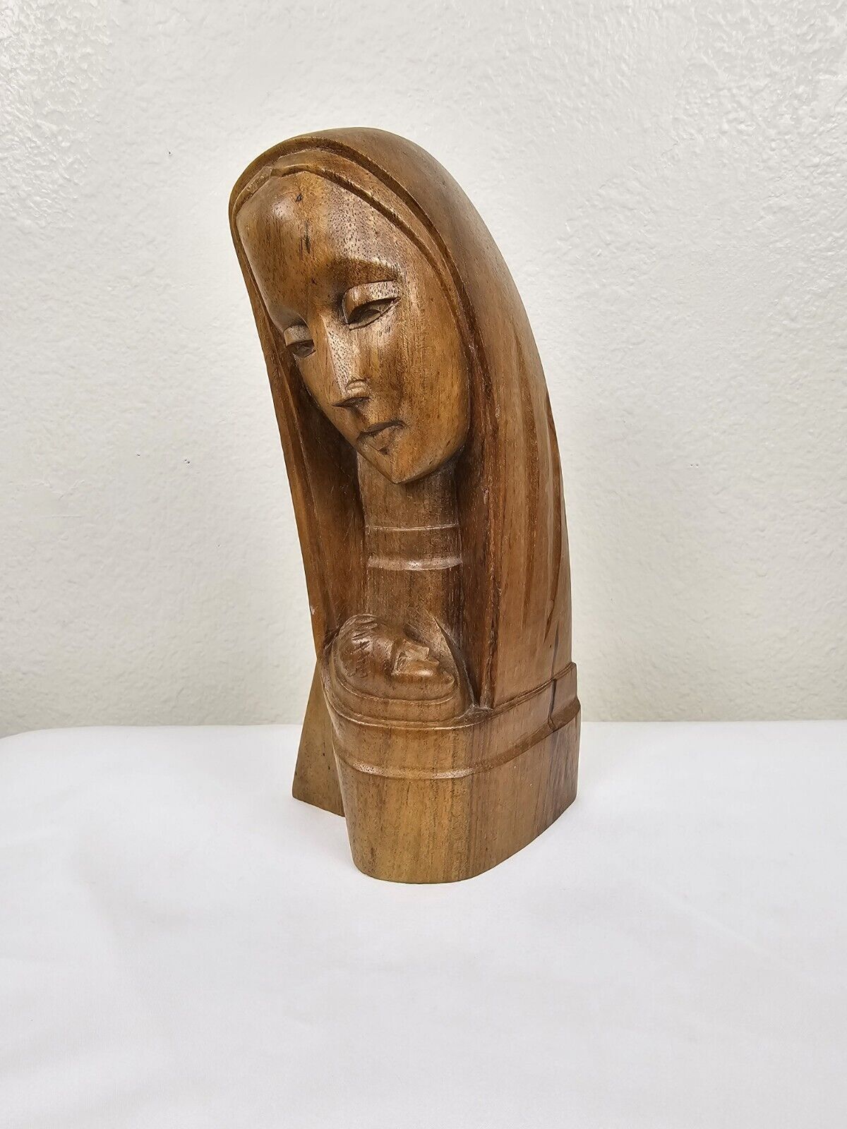 Mary With Child Hand Carved Statue Walnut Wood 10 Inches Virgin Mary Carving