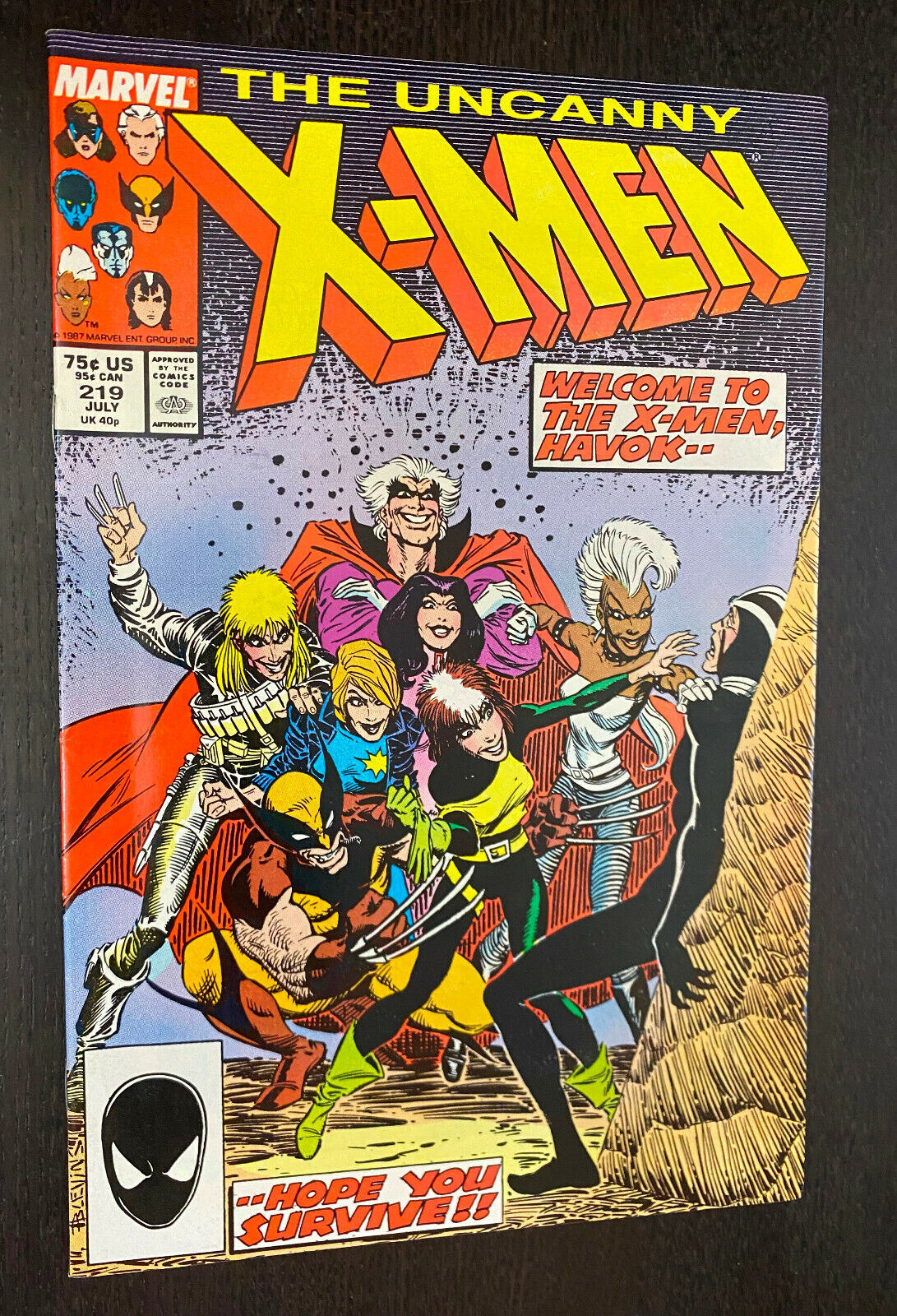 UNCANNY X-MEN #219 (Marvel Comics 1981) -- VF+