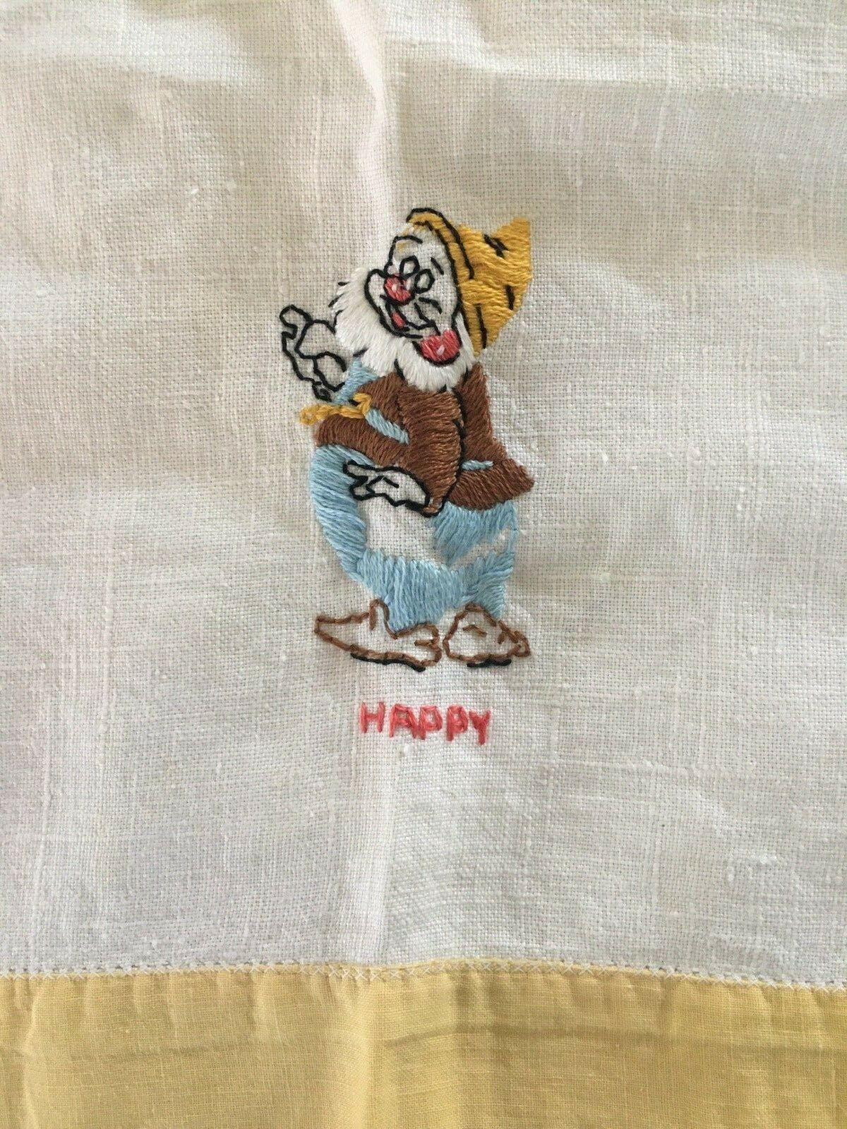 Vintage Snow White HAPPY Linen Hanky Towel Vintage Dwarfs Disney Embroidered