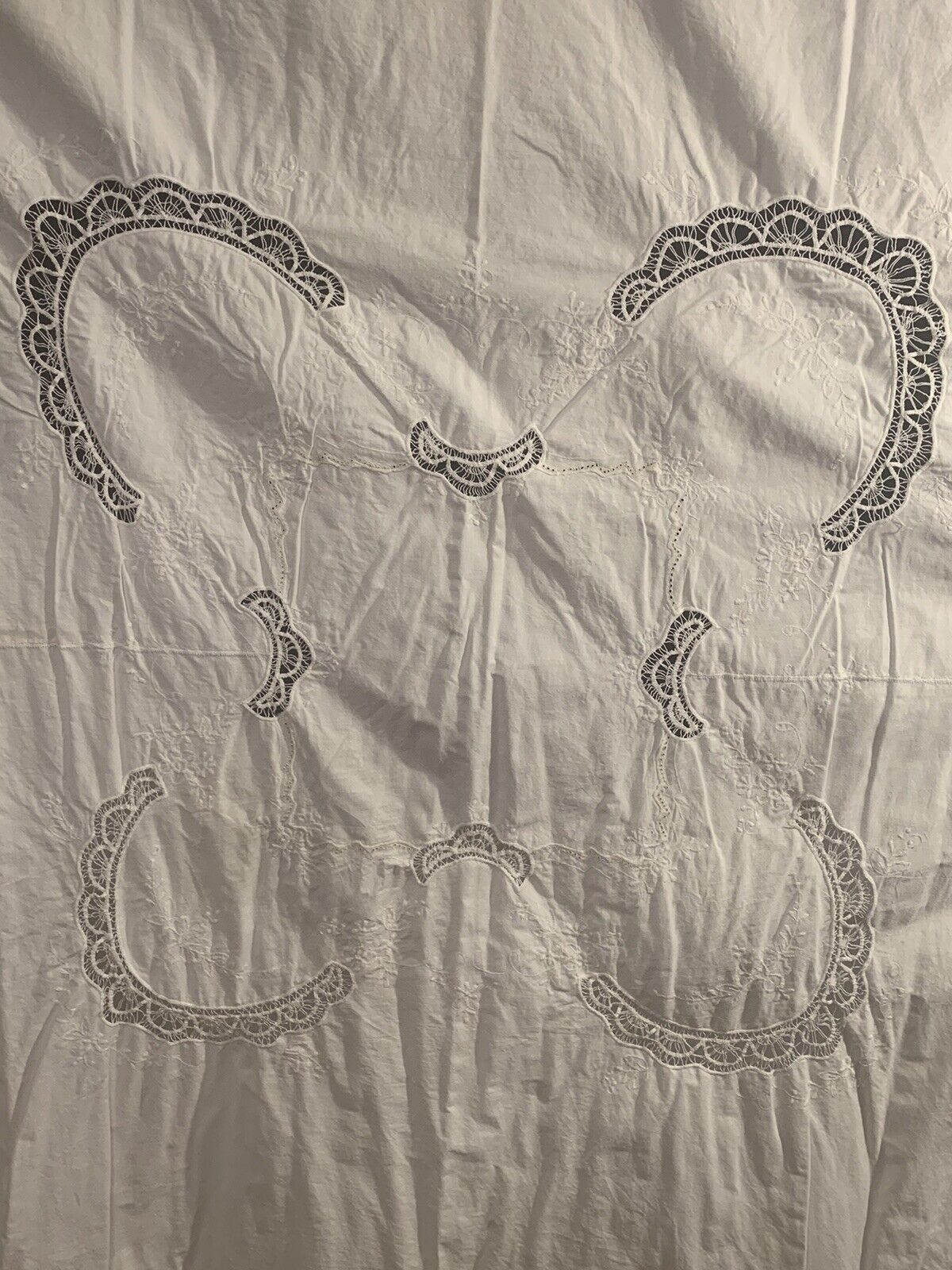 Vintage Linen Tablecloth White.  Battenburg Cutwork & Embroidery 62” X 62”