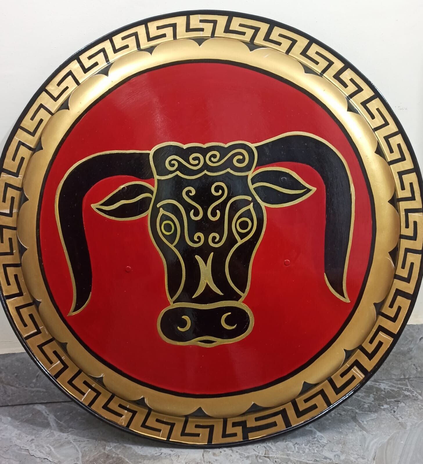 Brazen Bull Authentic Ancient Greek Hoplite 32 inch Shield