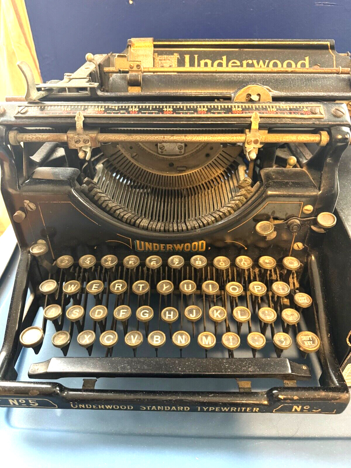 Vintage  Underwood Typewriter  No.5 .Year 1925.