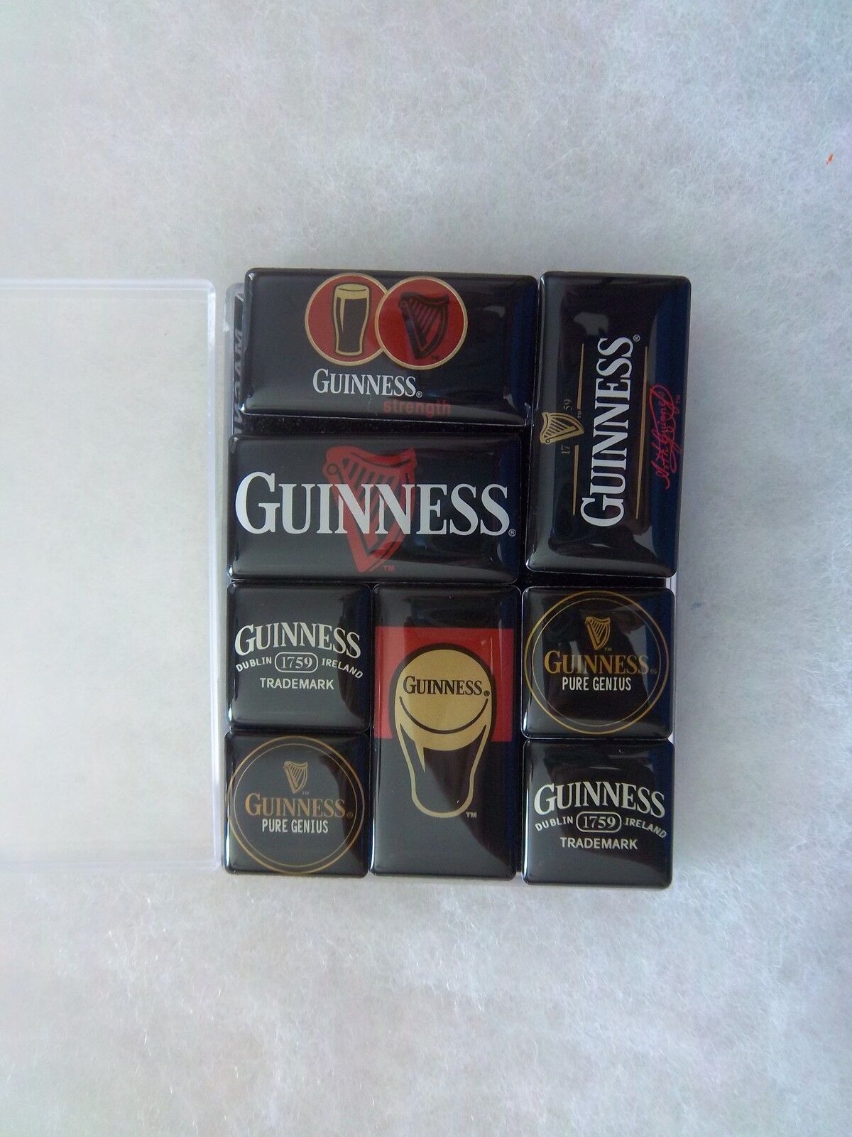 BRAND-NEW GUINNESS BEER SET OF EIGHT MAGNETS 