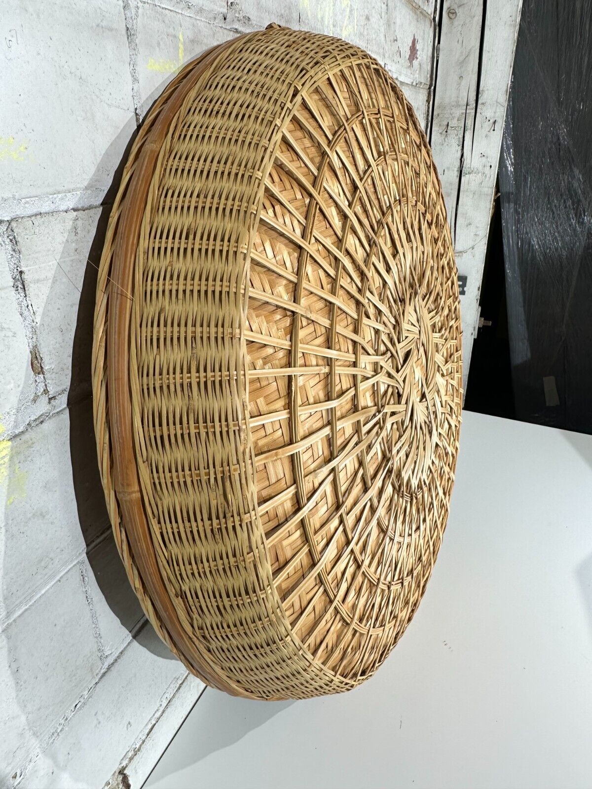 XL Woven Wicker Bamboo Rattan Winnowing Sorting Basket Tray Wall Deco 33\