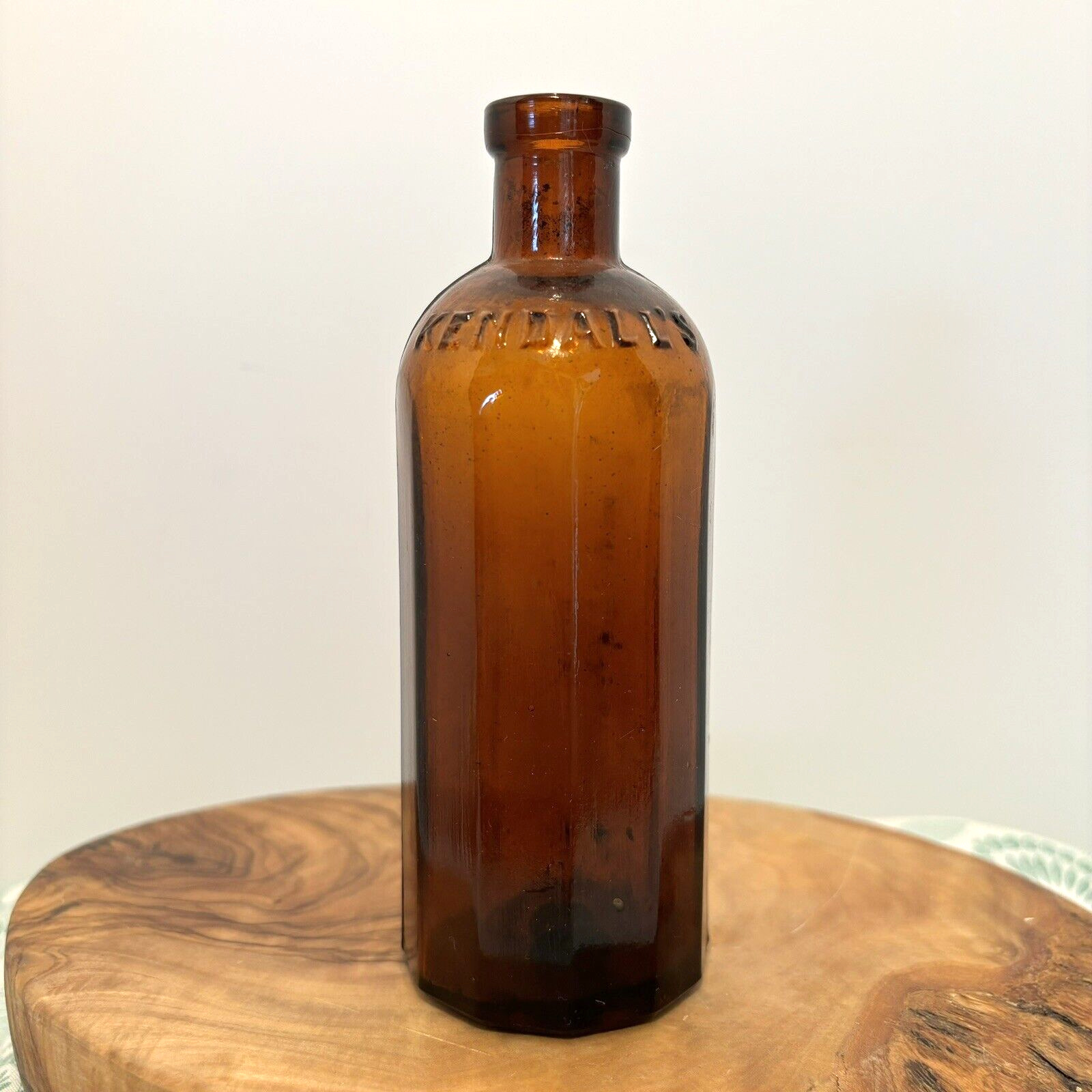 Antique Kendall\'s Spavin Cure Enosburgh Falls Vermont Amber Bottle Hand Blown