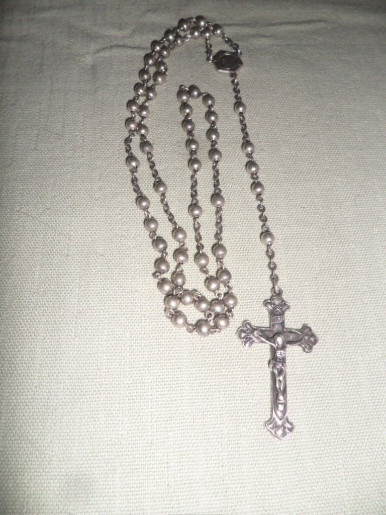 VINTAGE ALL STERLING SILVER CRUCIFIX ROSARY BEADS--23 GRAMS