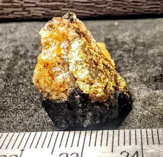 Gold Ore Specimen 7.5g Thumbnail With Chunks Of Crystalline Gold 2526