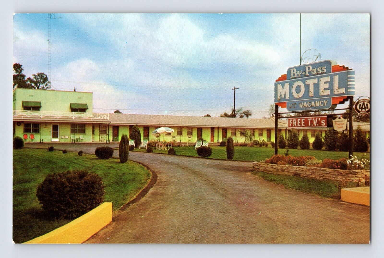 Postcard Kentucky Lexington KY By-Pass Motel Free TV 1970s Unposted Chrome