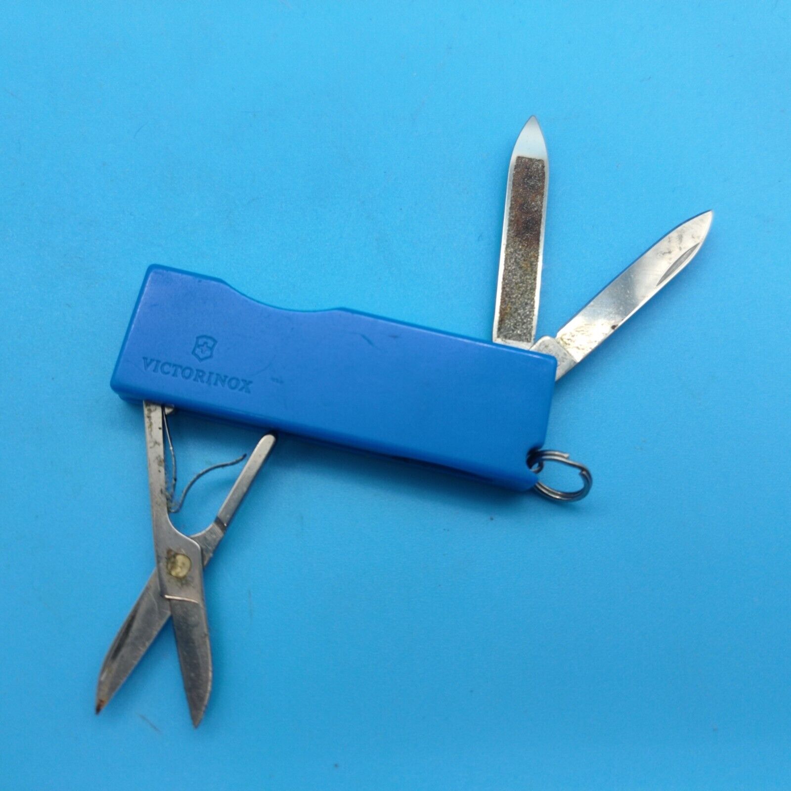 VICTORINOX Tomo Capri Blue Swiss Army Folding Knife Rare Discontinued Color