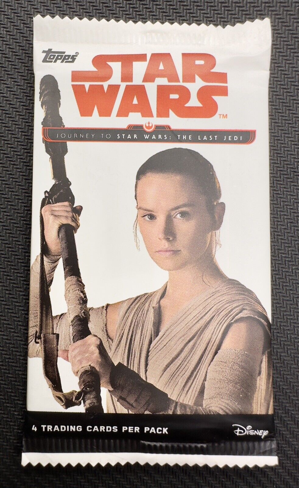 2017 Topps Star Wars The Last Jedi  Disney Sealed Booster Pack 4 Cards