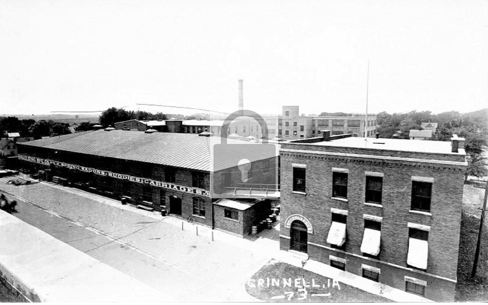 Spaulding Mfg Horse Carriage Factory Grinnell Iowa IA Reprint Postcard