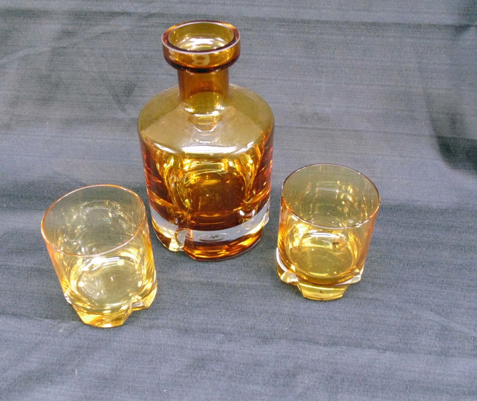 Vintage Bombay Amber Glass Whiskey Decanter W/Two Glasses MCM Poland Heavy