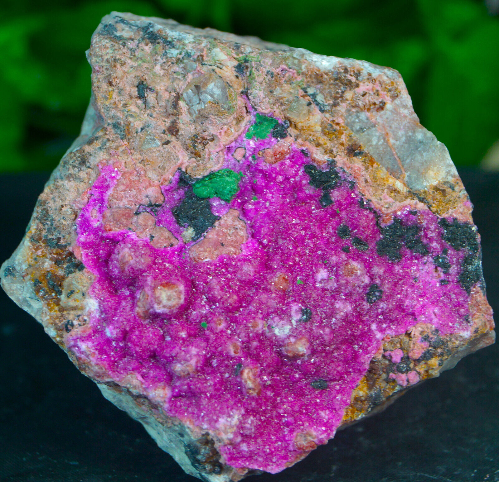 515 g Natural Purple Pink Cobalt Cobalto Calcite Crystal  Rare mineral specimen
