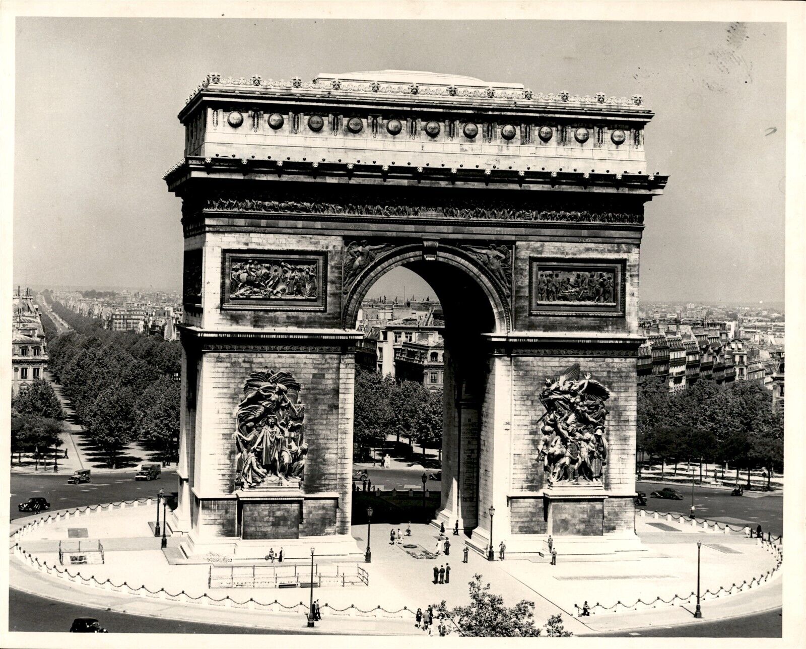 LD279 Original Photo ARC DE TRIOMPHE MONUMENT IN PARIS FRANCE CHAMPS-ELYSEES