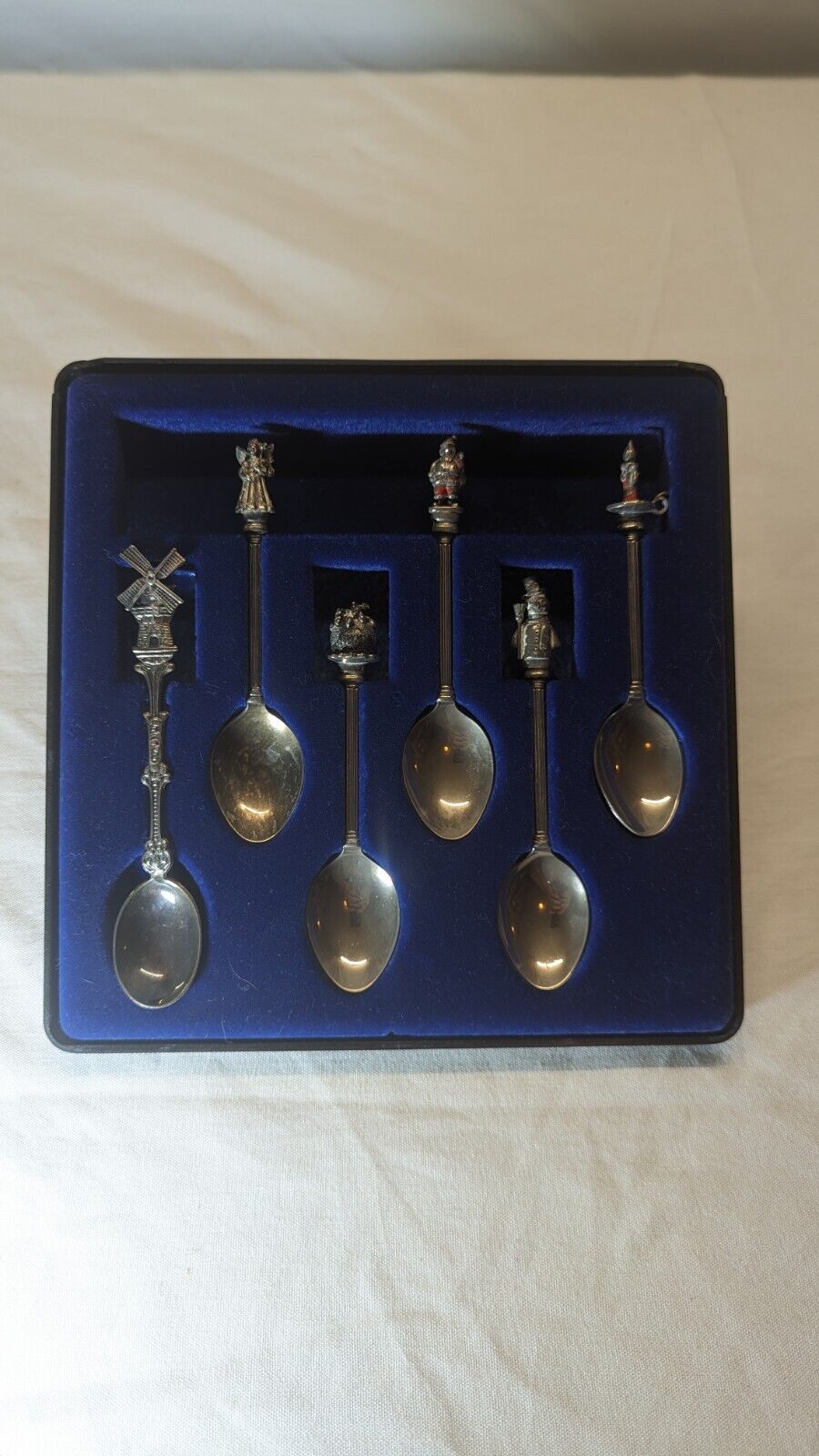 Vintage Set Of Six Collectible Spoons