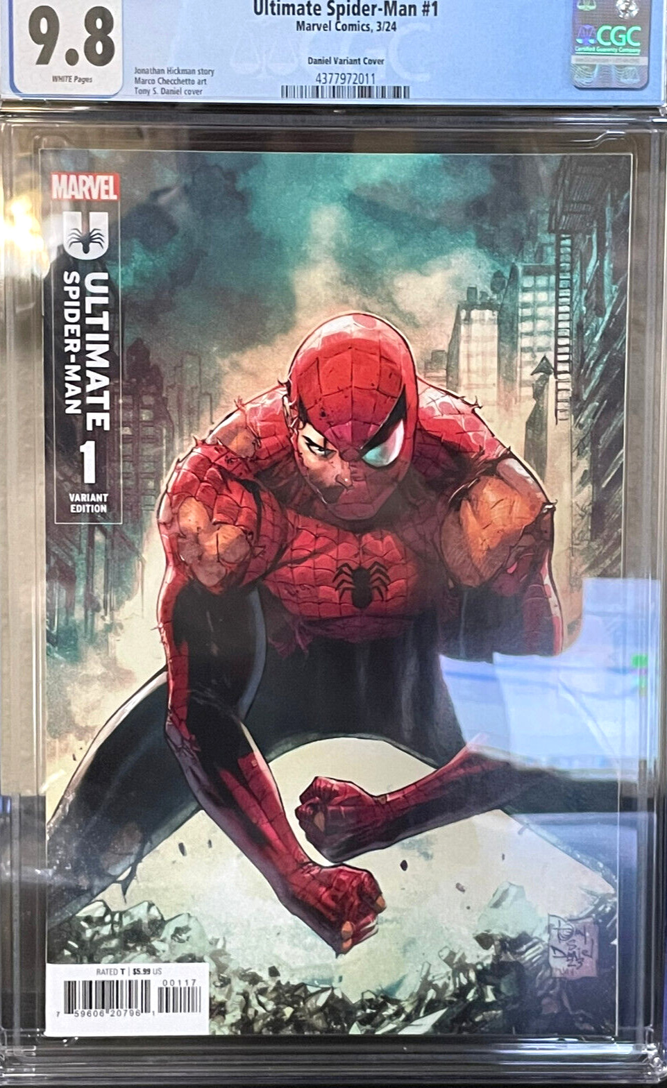 Ultimate Spider-Man #1 CGC 9.8 1:25 Daniel Variant Hickman HOT COMIC IN HAND WOW