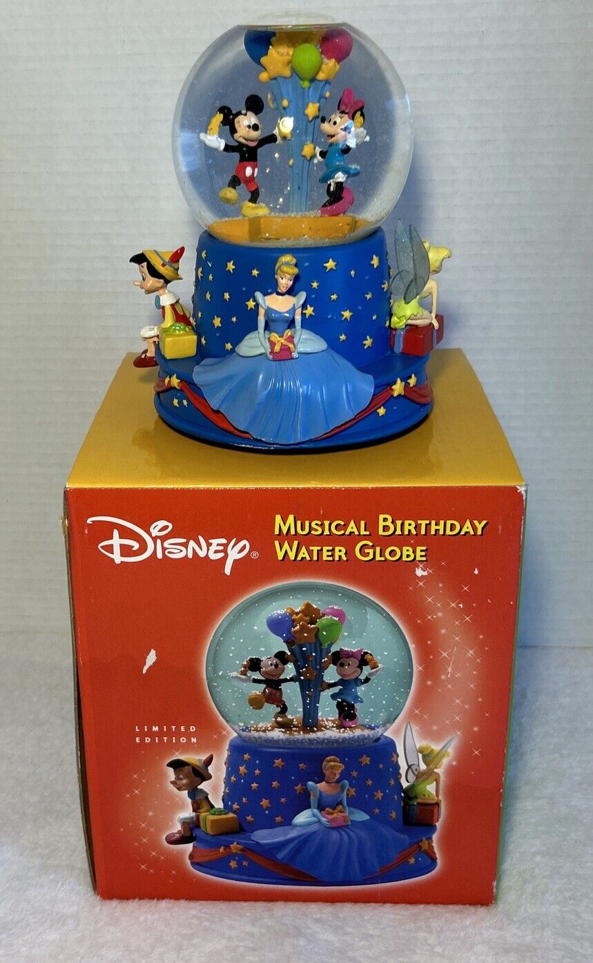 Disney Hallmark 2001 Musical Snow Globe For Walt’s 100th Birthday New In Box NIB