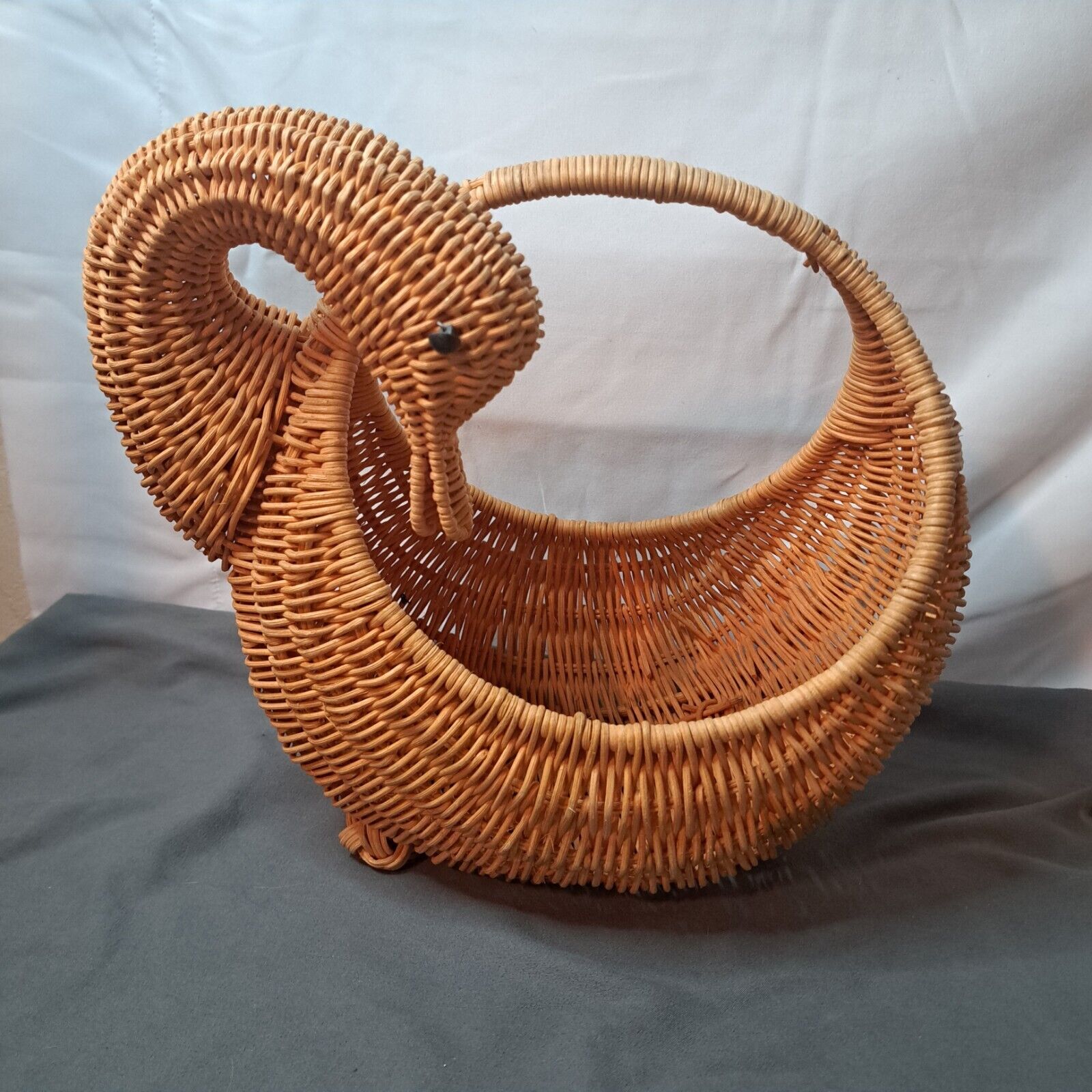 Vintage Swan Duck Wicker Basket with Handle Brown Egg Easter Hunting Home Decor