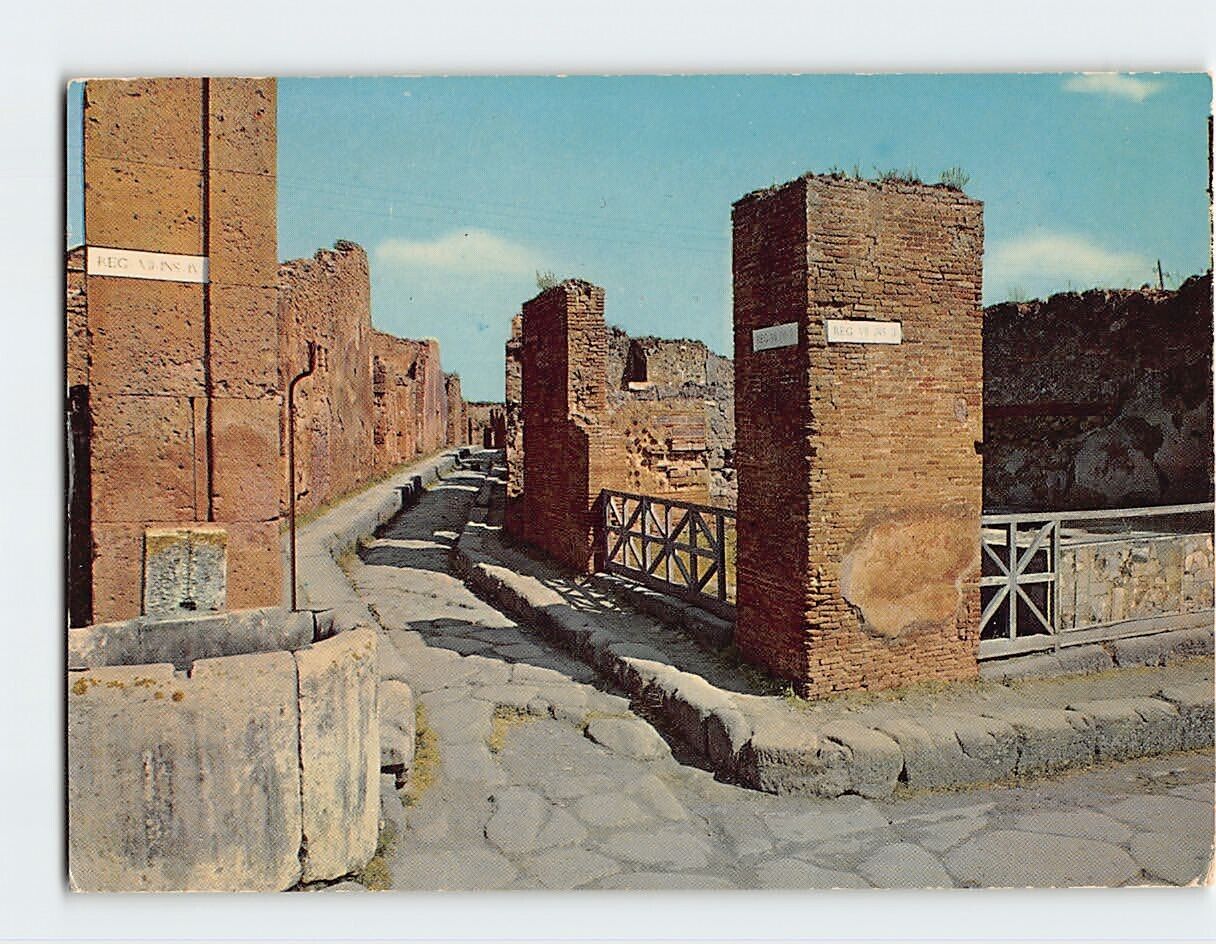 Postcard Crooked Lane, Pompei, Italy
