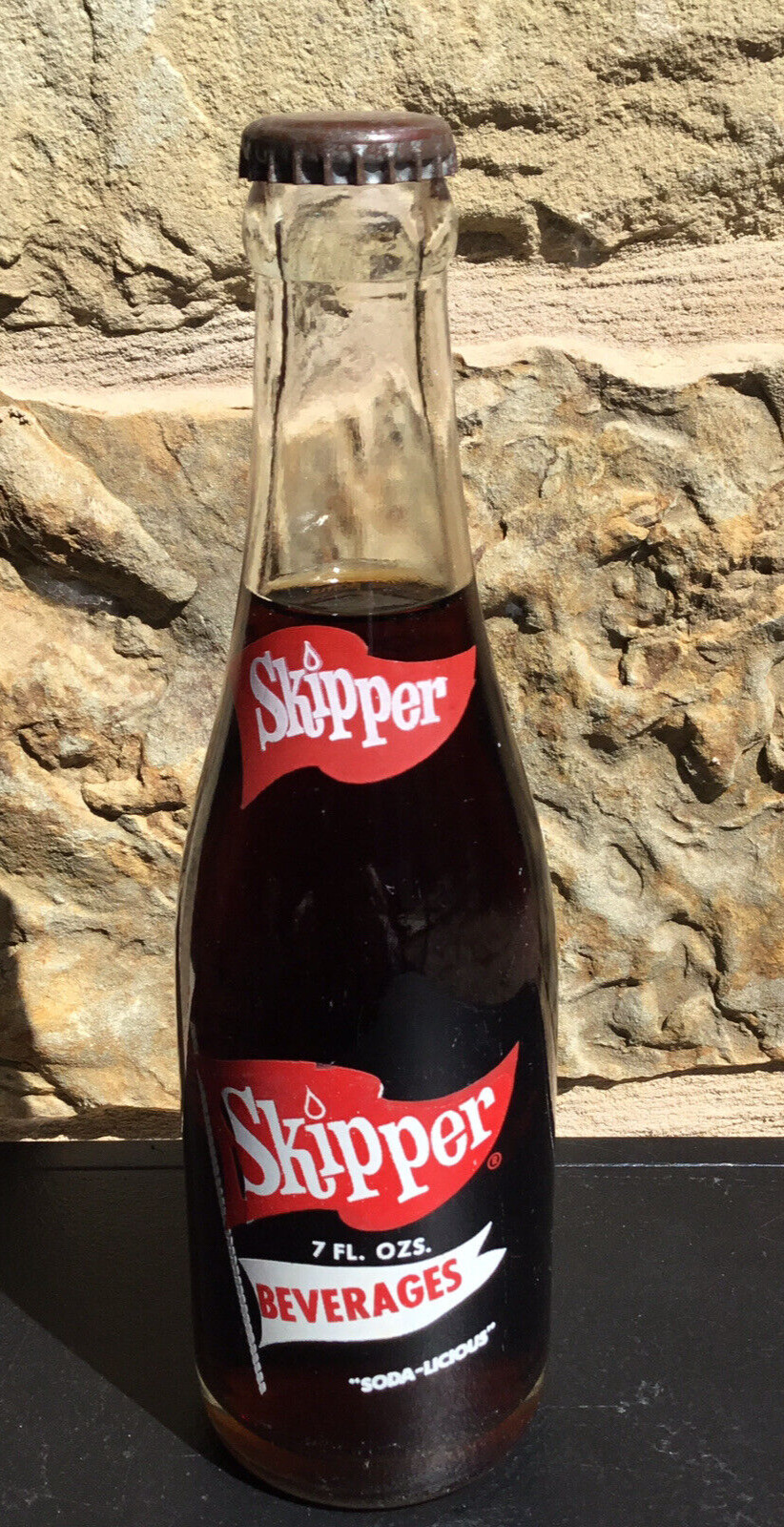  1960s Skipper 7OZ FULL BOTTLE SODA POP Root Beer ~ PITTSBURGH PA  VINTAGE ACL