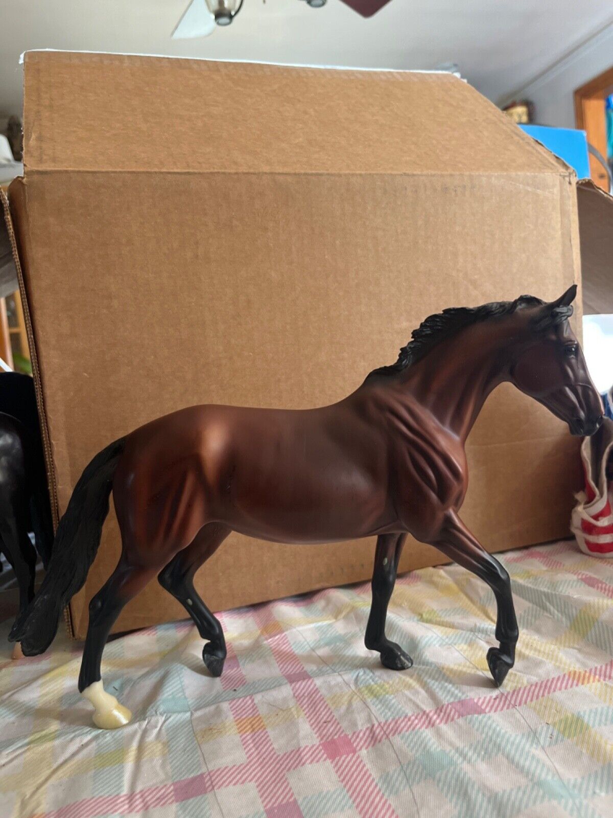 GG Valentine Breyer Model Horse Traditional Matte #1474 Trotting